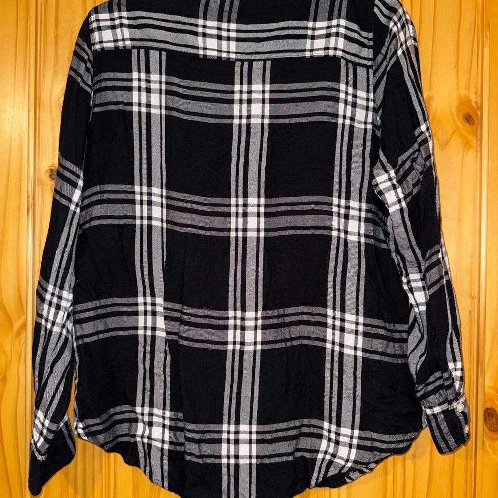 Express Black and White Plaid Lace-Up Shirt - Picture 3 of 3